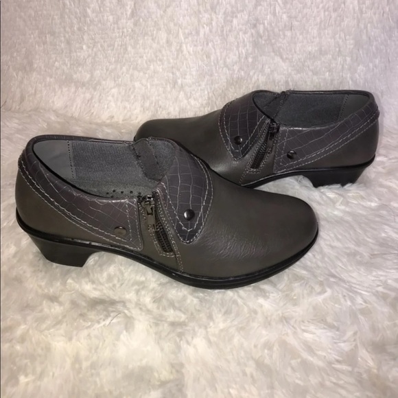 Easy Street Women's Darcy Boot, Gray, Size 9.5 W - Picture 5 of 7